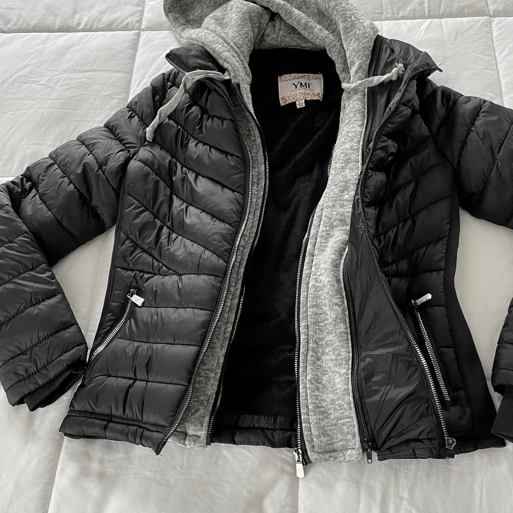 Woman Puffer Jacket YMI collection